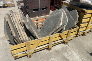 SUI Basalt Flagstone Irregular